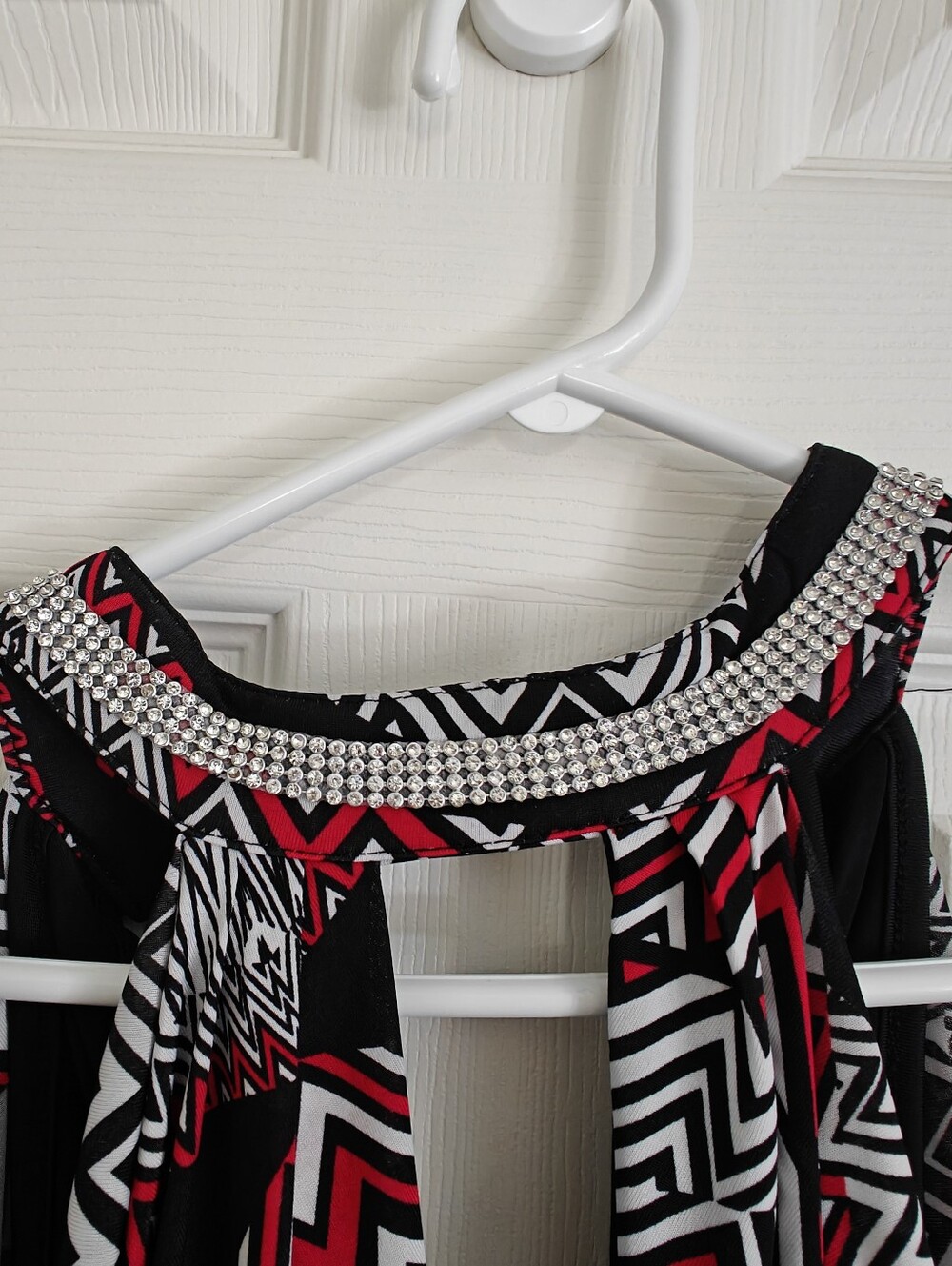 SEDUCTION Abstract Rhinestone Halter Top Read Description - Picture 8 of 11